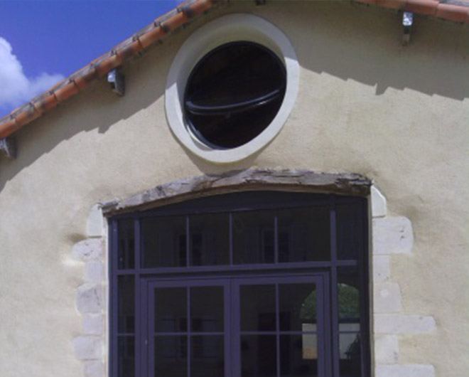 oeil-de-boeuf-saturne-chassis-circulaire-basculant-02